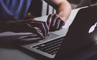 意甲争四大战上演鹬蚌相争，尤文罗马两败俱伤，科莫渔翁得利！